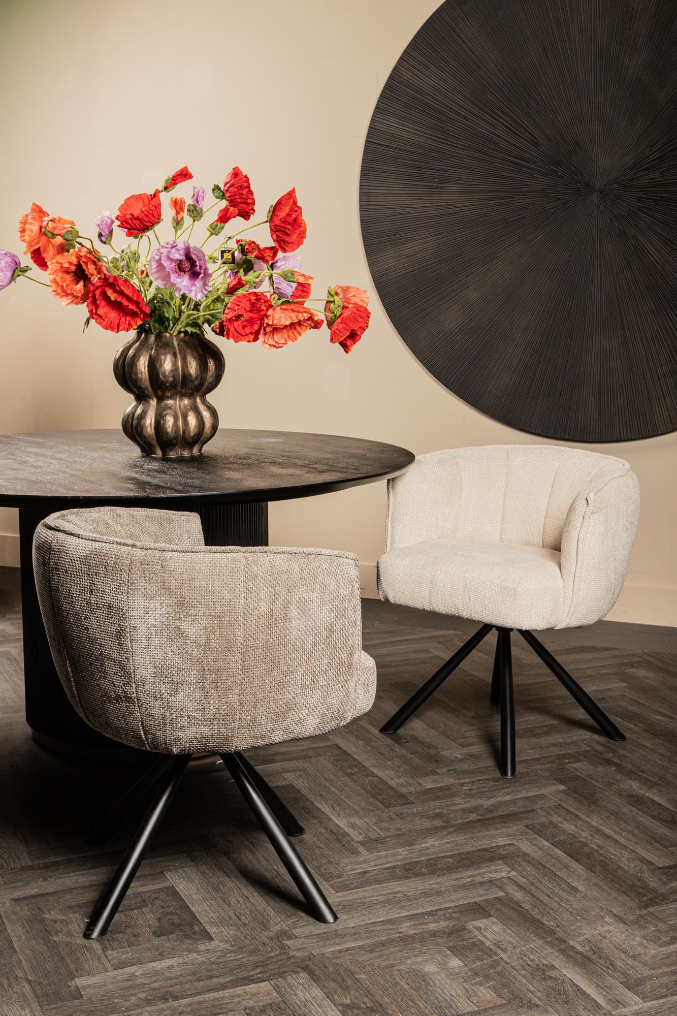 PTMD Polsterstuhl Como Stone am Esstisch im modernen Esszimmer