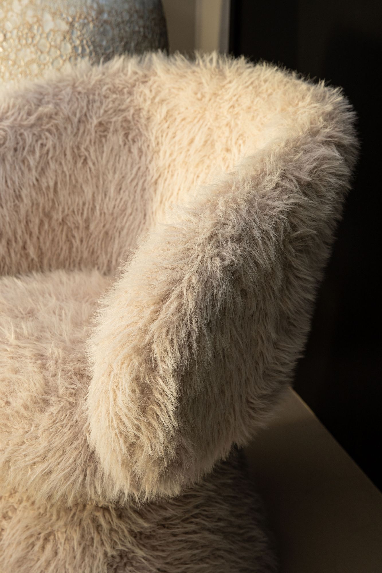Detailansicht Stoffstruktur Polsterstuhl Hermes Beige Hair von PTMD