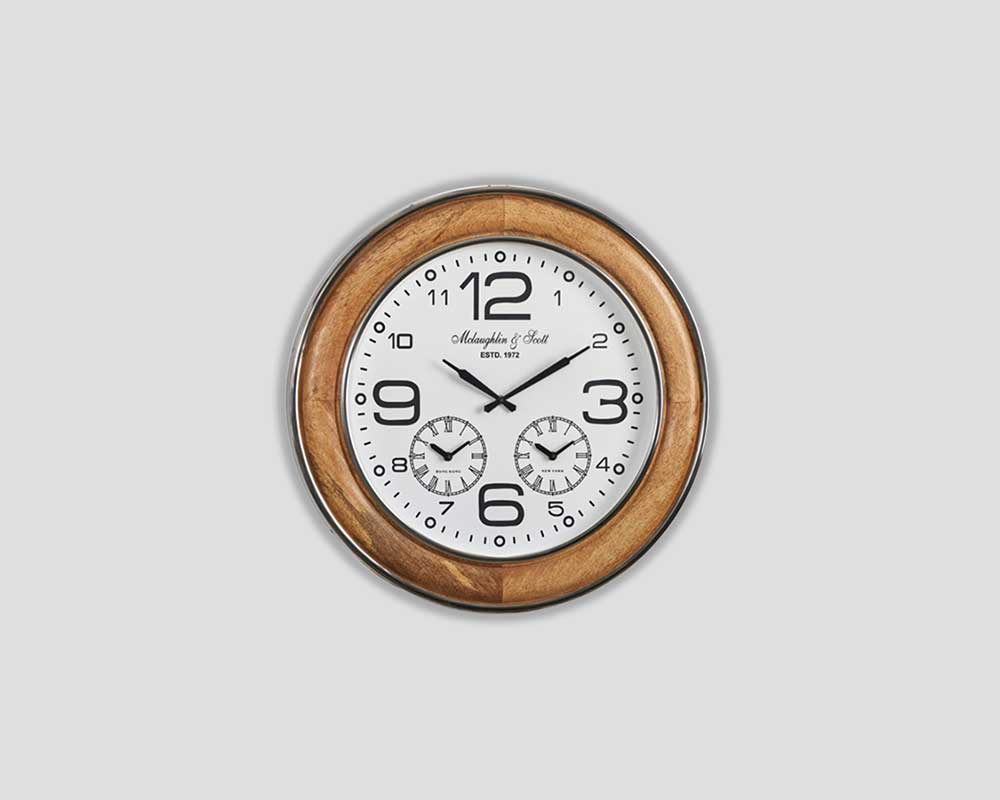 Wanduhr aus Holz mit Metallrahmen von Dialma Brown