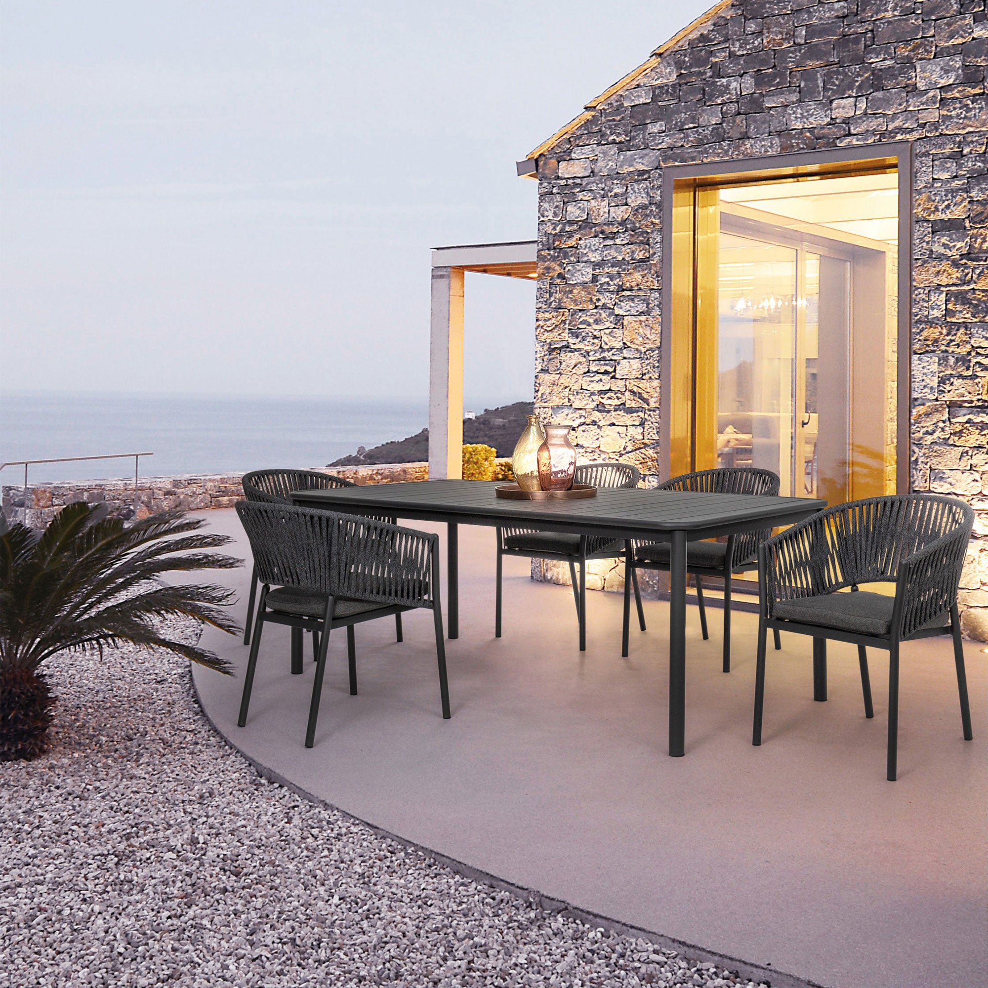 Outdoor Stuhl Florencia Anthrazit mit Armlehnen und Sitzkissen | Bizzotto bei STUFF Shop kaufen