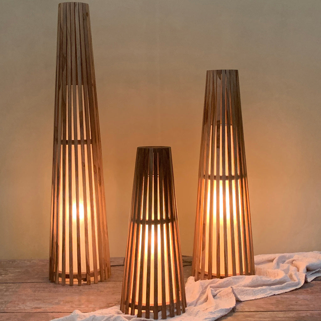 Bodenlampe Pharos