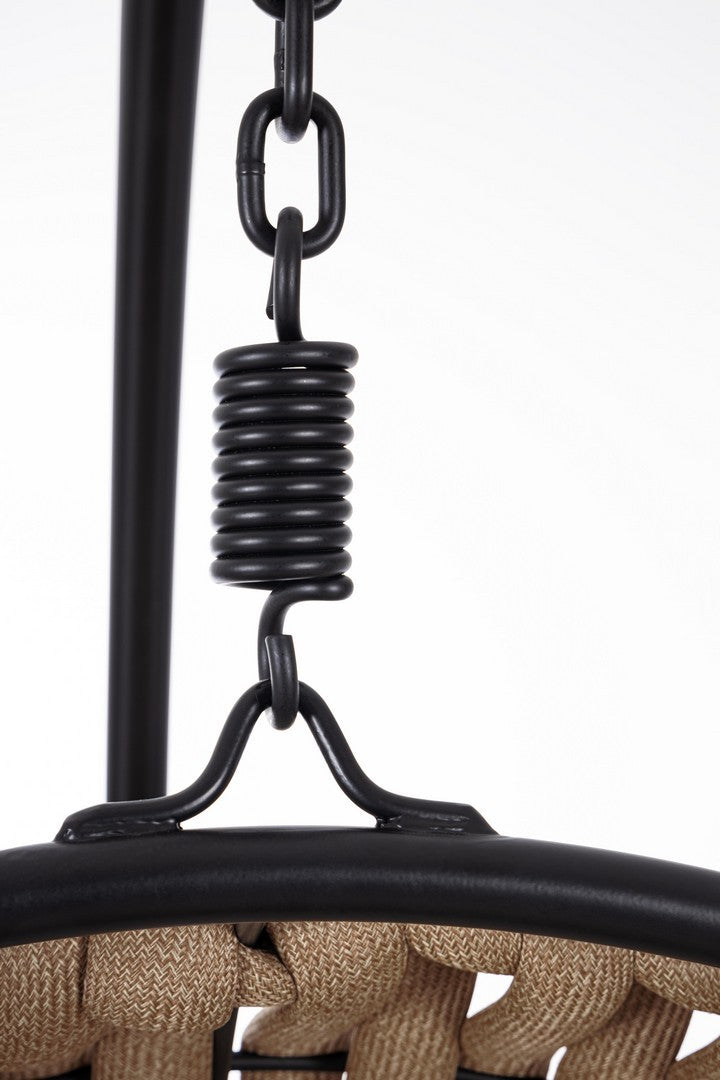 Hängesessel M-K Galapagos Sand mit wetterfestem Stahlgestell und komfortablen Polstern für den Outdoor-Bereich