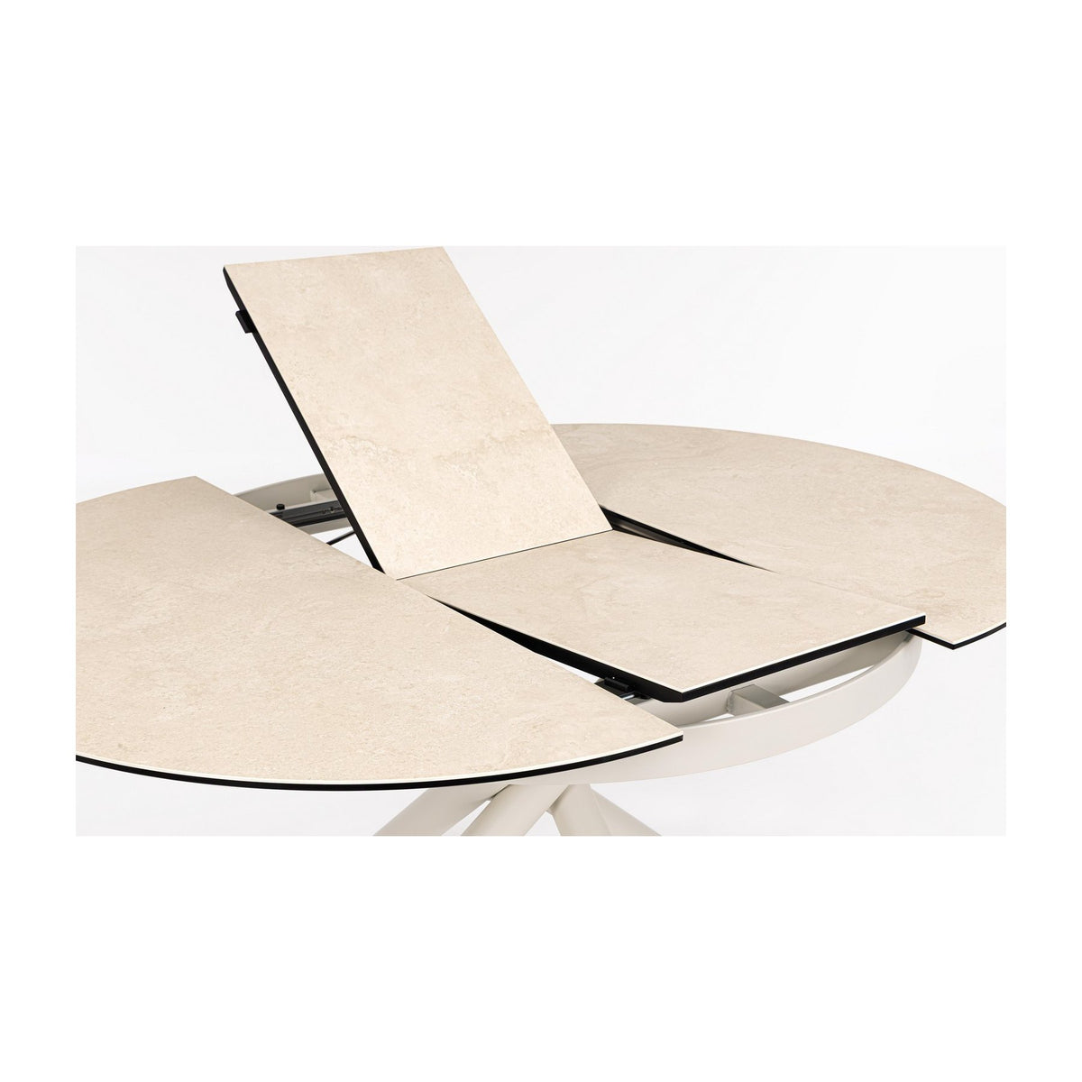 Ausziehtisch Adea Beige von Bizzotto, freigestellt