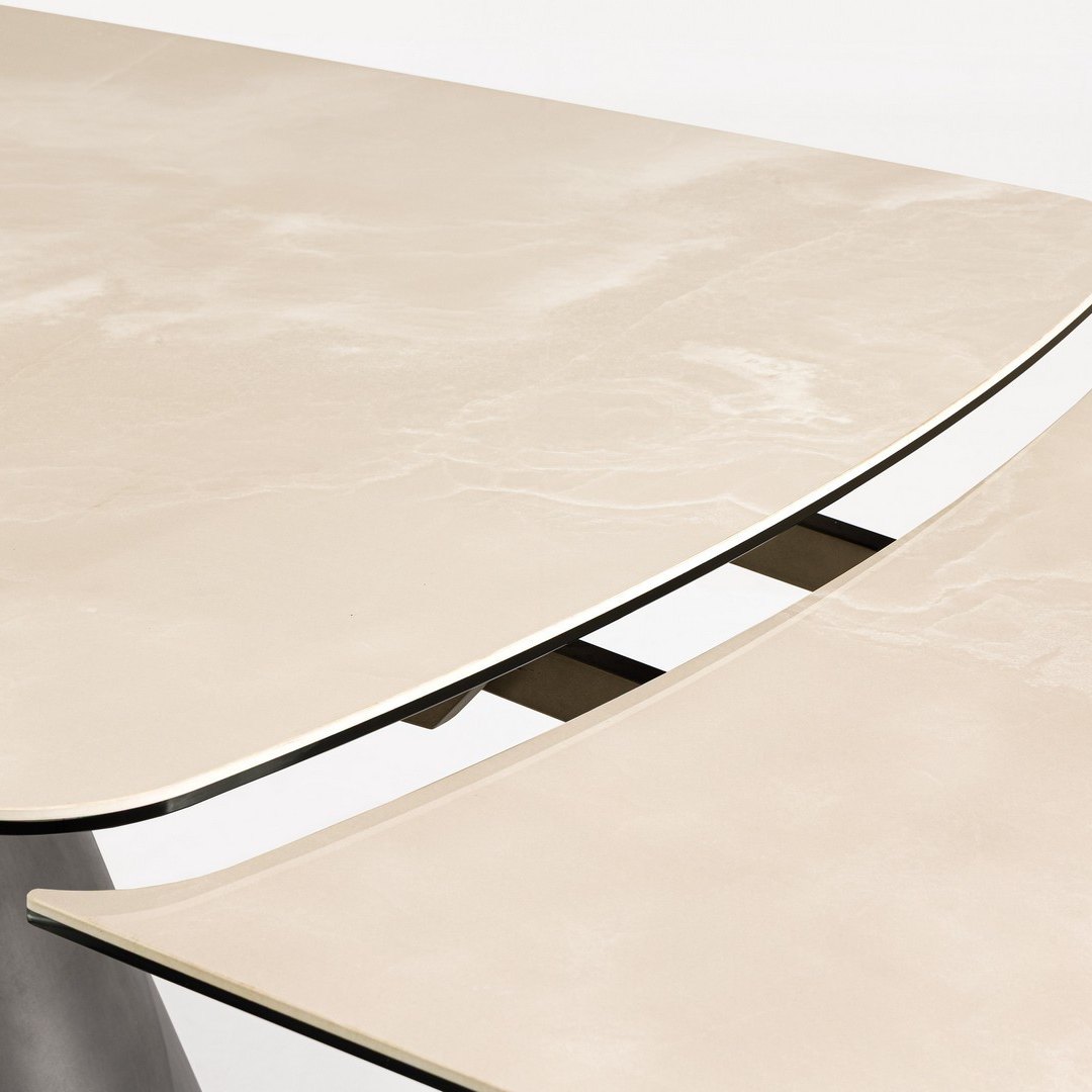 Ausziehtisch Cile Pillar Onyx von Bizzotto, Nahaufnahme von Material und Verarbeitung