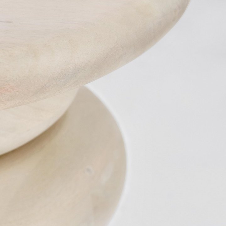 Beistelltisch Lopez Natur Ø 40 von Bizzotto, Nahaufnahme von Material und Verarbeitung
