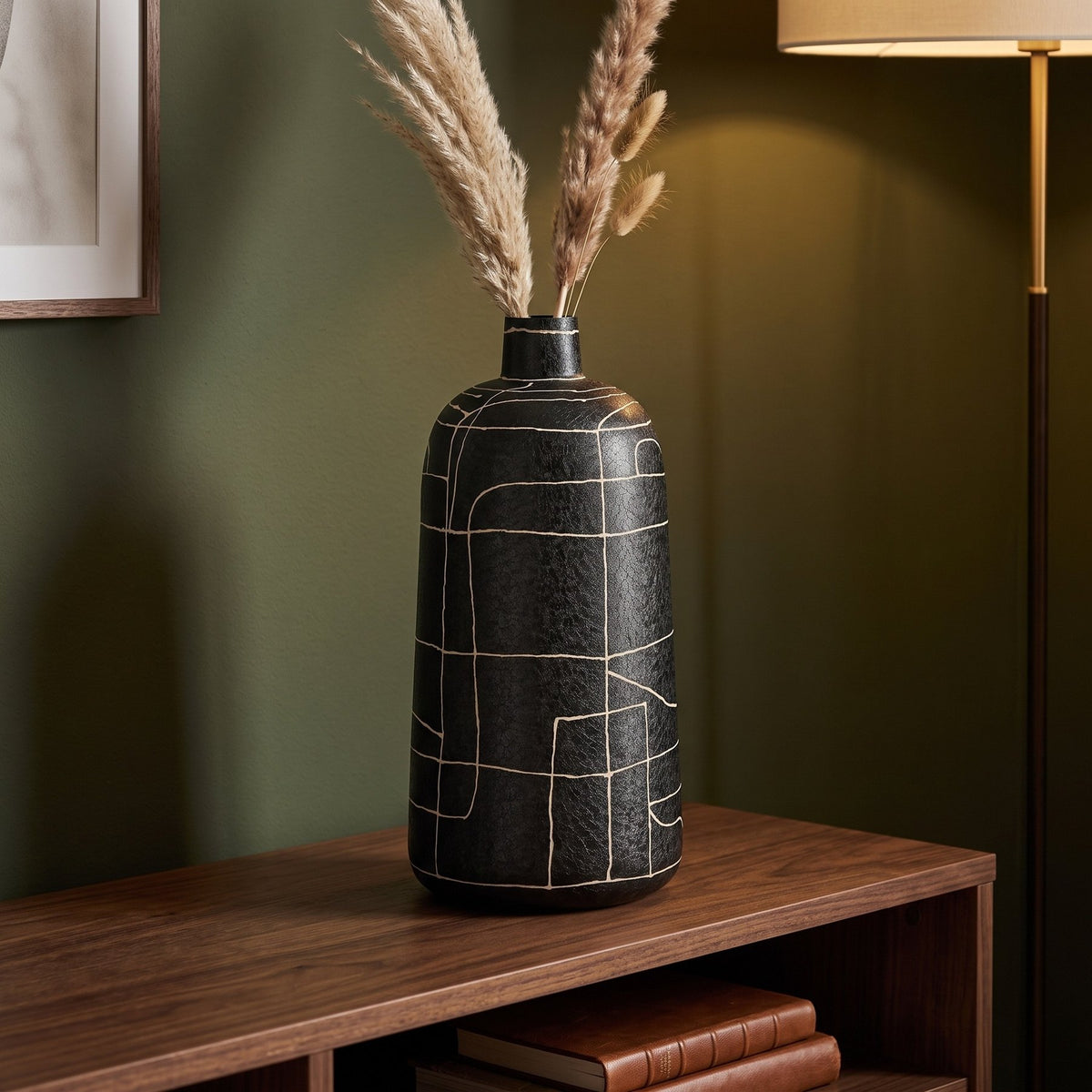 Flaschenvase Siva Schwarz 44,5 cm von Bizzotto im Wohnraum
