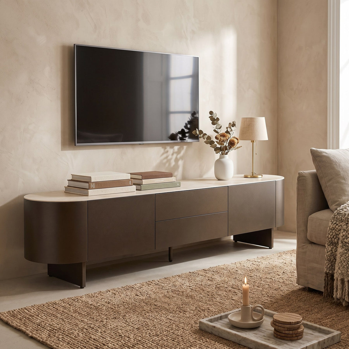 TV-Möbel Ardis Bronze von Bizzotto im Wohnraum