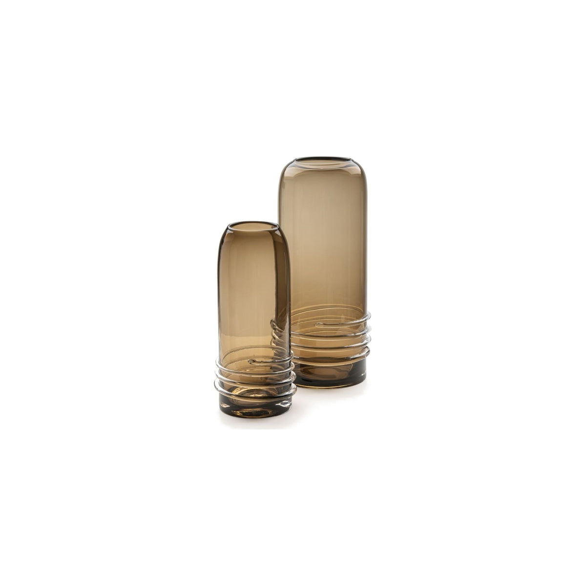 Vase Eljiot Topasglas Large von Gommaire, Glas, topasfarben getönt, Ø 17 × H 43,5 cm, Freisteller, Small und Large nebeneinander