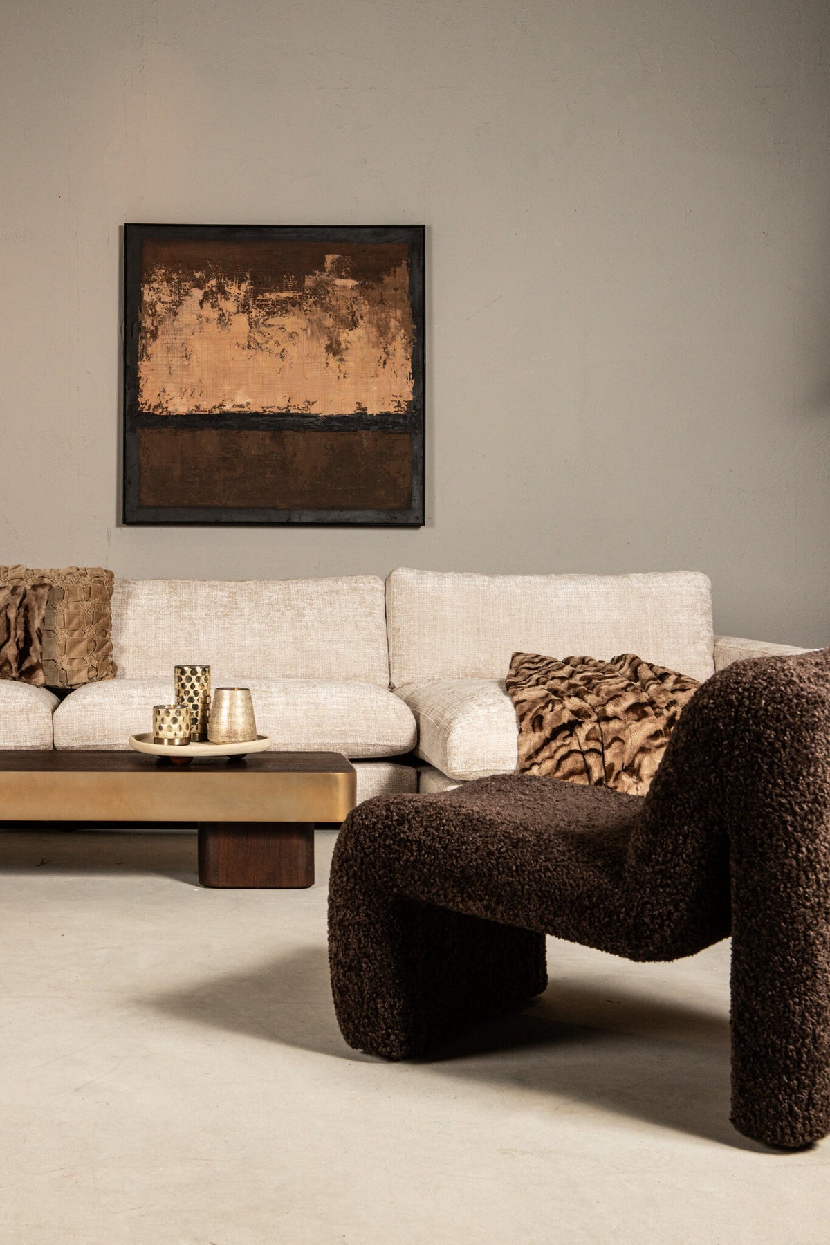 Ecksofa aus Modulen der Serie New Nilla von PTMD im Wohnzimmer