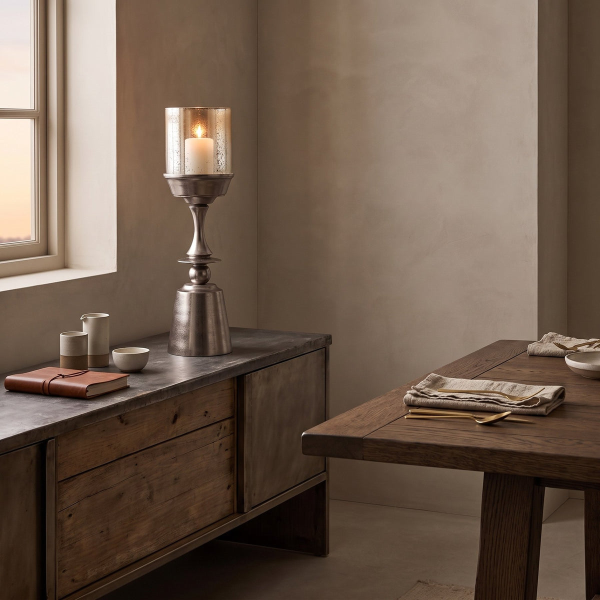 Windlicht Eliviana Silber 74 cm im Wohnraum