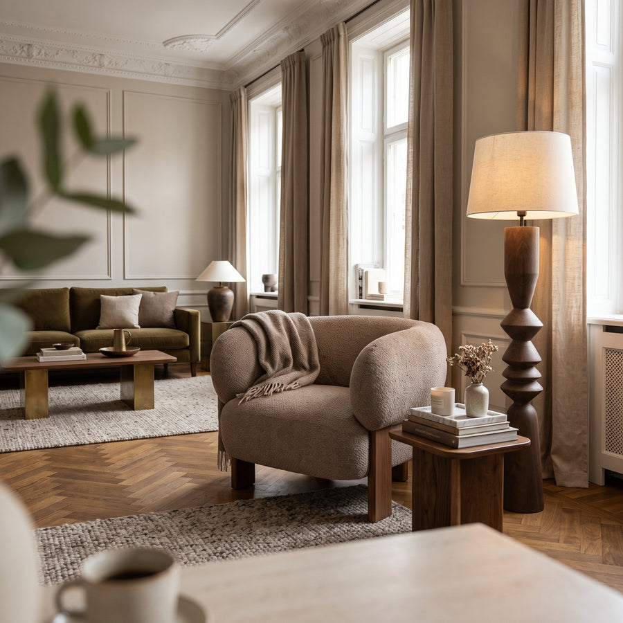 Sessel Nomy Taupe kompakter Polstersessel im Bezug Opulence 8 | Interiorbild | PTMD bei STUFF Shop kaufen